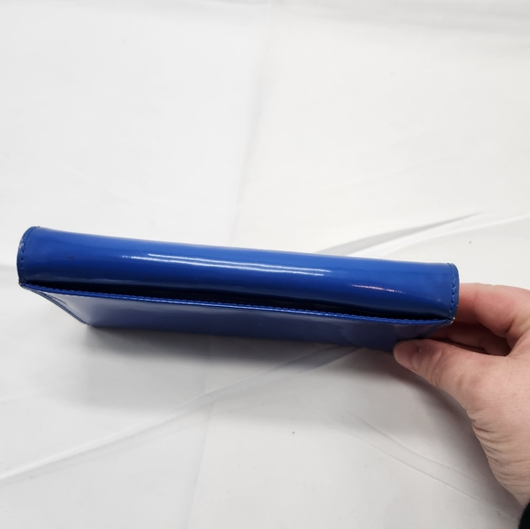 Kate Spade Blue Wallet & Gold chain to make crossbody - Picture 4 of 10